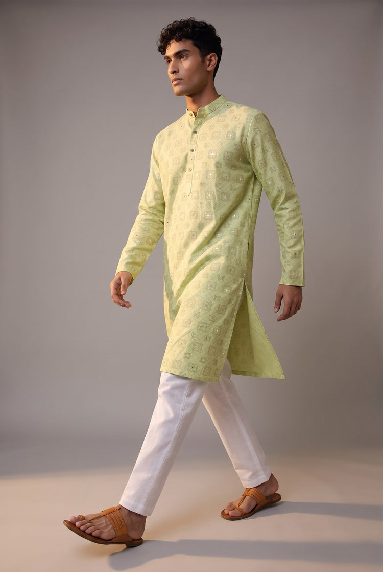 Veshbhoshaa Men's Soft Green Printed Kurta Set