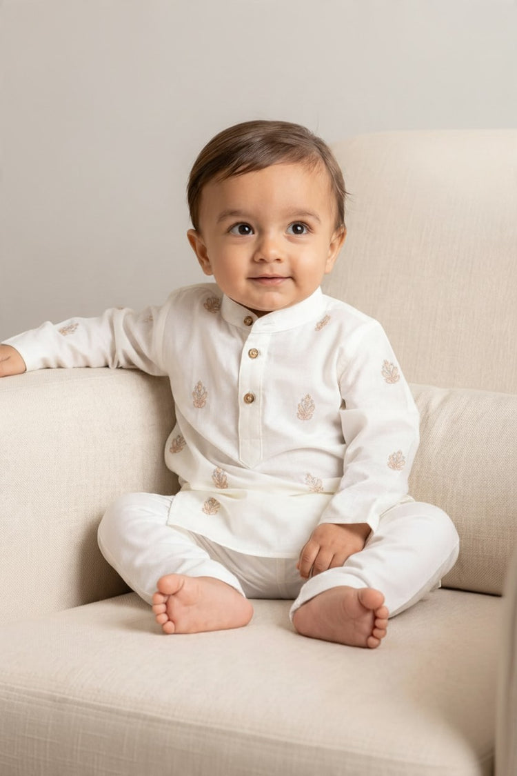 Kids' White Zari Thread work Buta Cotton Blend Kurta Pajama Set