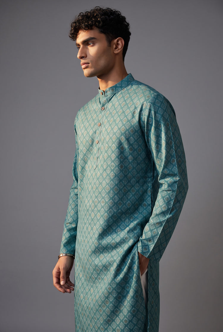 Veshbhoshaa Men's Turquoise Printed Kurta Set