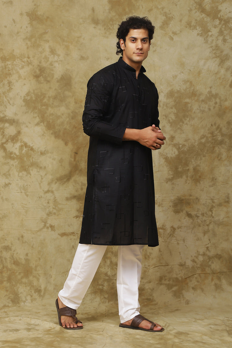 Bluesaanchi Men's Cotton Zari Embroidered Kurta Set - Black