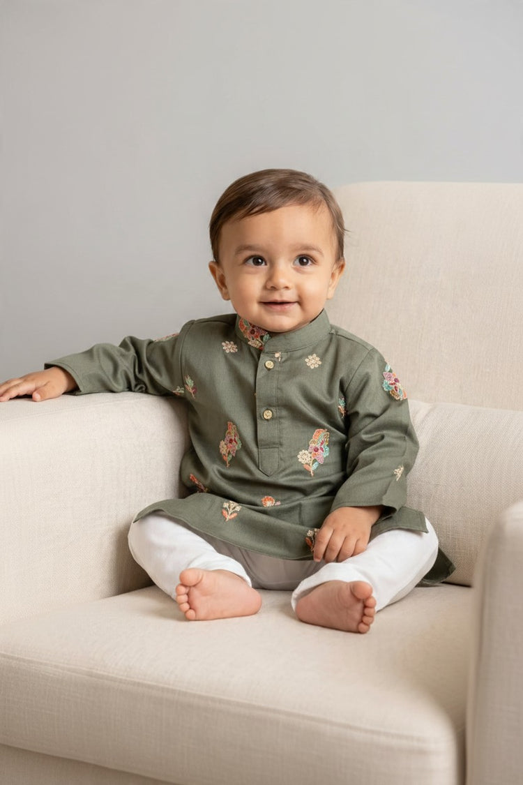 Kids' Olive Green Zari Thread work Buta Cotton Blend Kurta Pajama Set