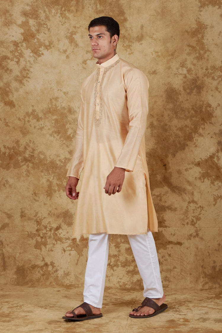 Bluesaanchi Chanderi Silk Embroidered Kurta Set" Navajo white - Veshbhoshaa