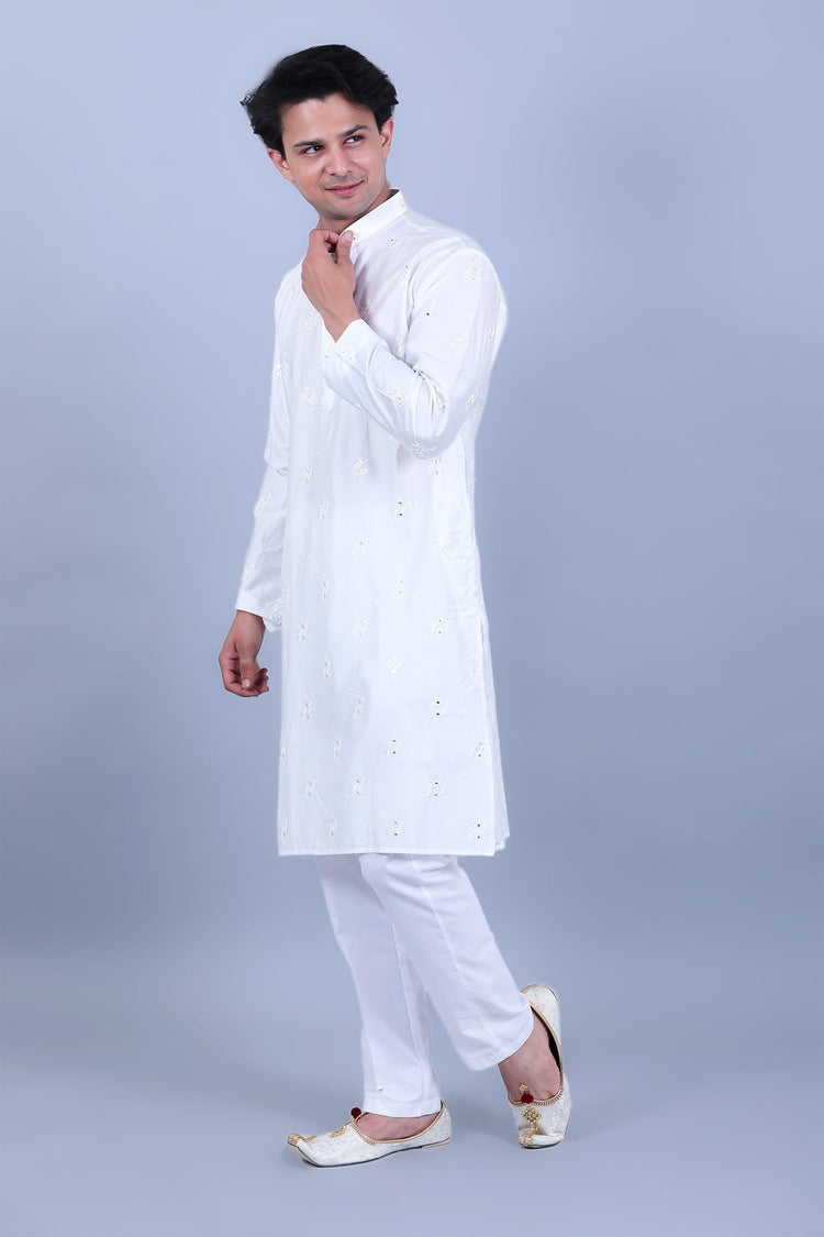 Bluesaanchi Men's White Embroidery Kurta Set - Veshbhoshaa