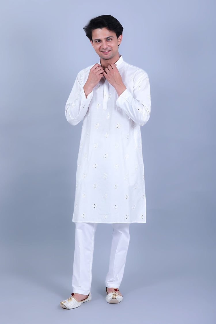 Bluesaanchi Men's White Embroidery Kurta Set - Veshbhoshaa