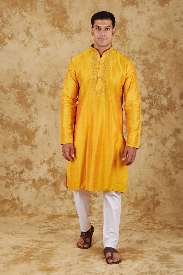 Bluesaanchi Royal Elegance Yellow Handloom Embroidery Kurta Set - Veshbhoshaa