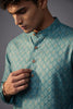Veshbhoshaa Men's Turquoise Printed Kurta Set