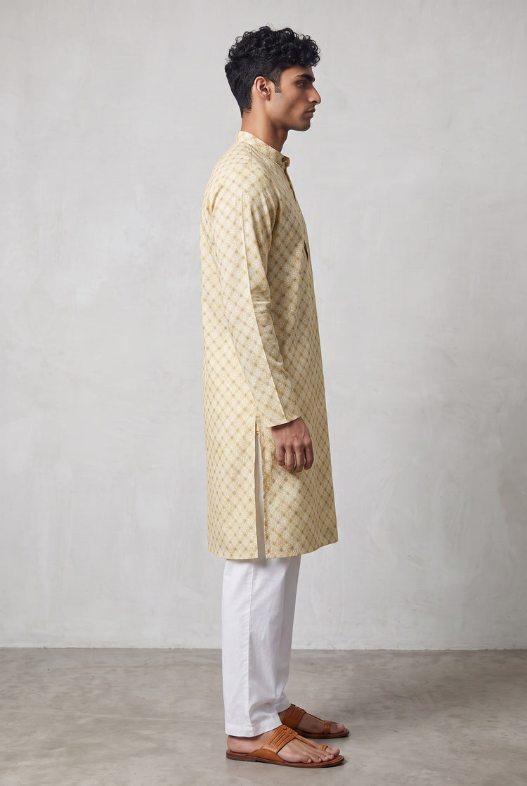 Veshbhoshaa Men's Soft Yellow Printed Kurta Set