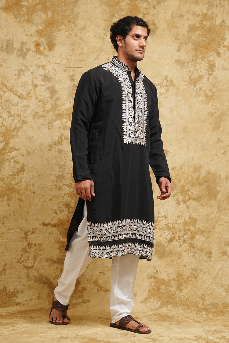 Black Kashmiri-Style Thread-Embroidered Kurta