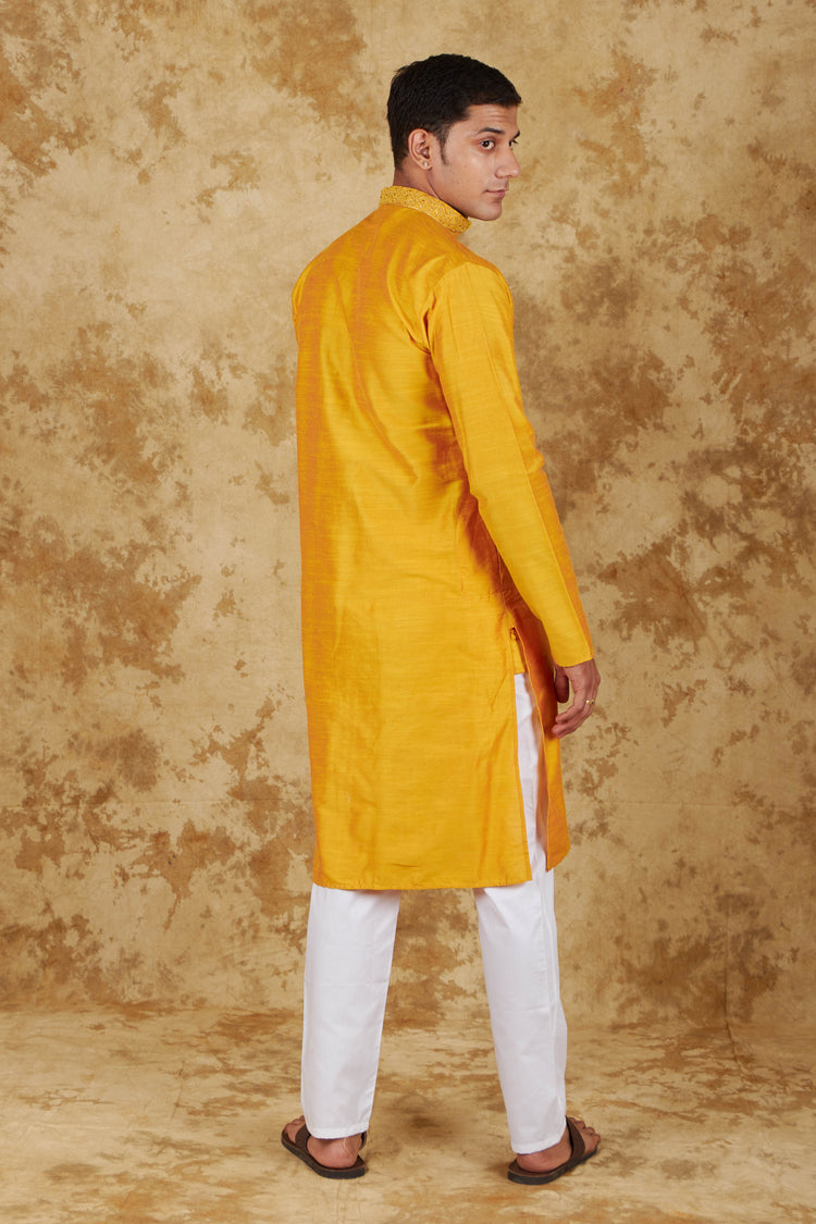 Bluesaanchi Royal Elegance Yellow Handloom Embroidery Kurta Set