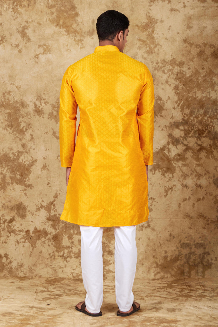 Bluesaanchi Banarsi Silk Yellow Kurta Set