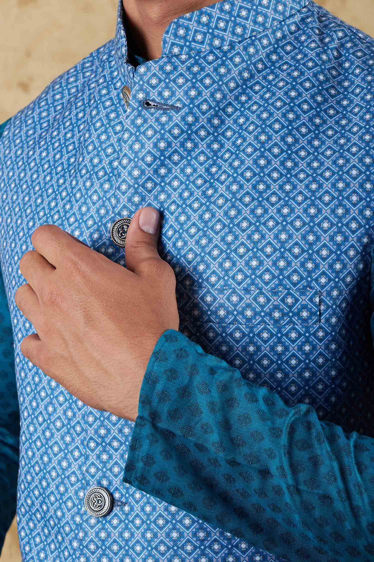 Bluesaanchi Men's Cotton Blend Blue Dobby Printed Waistcoat