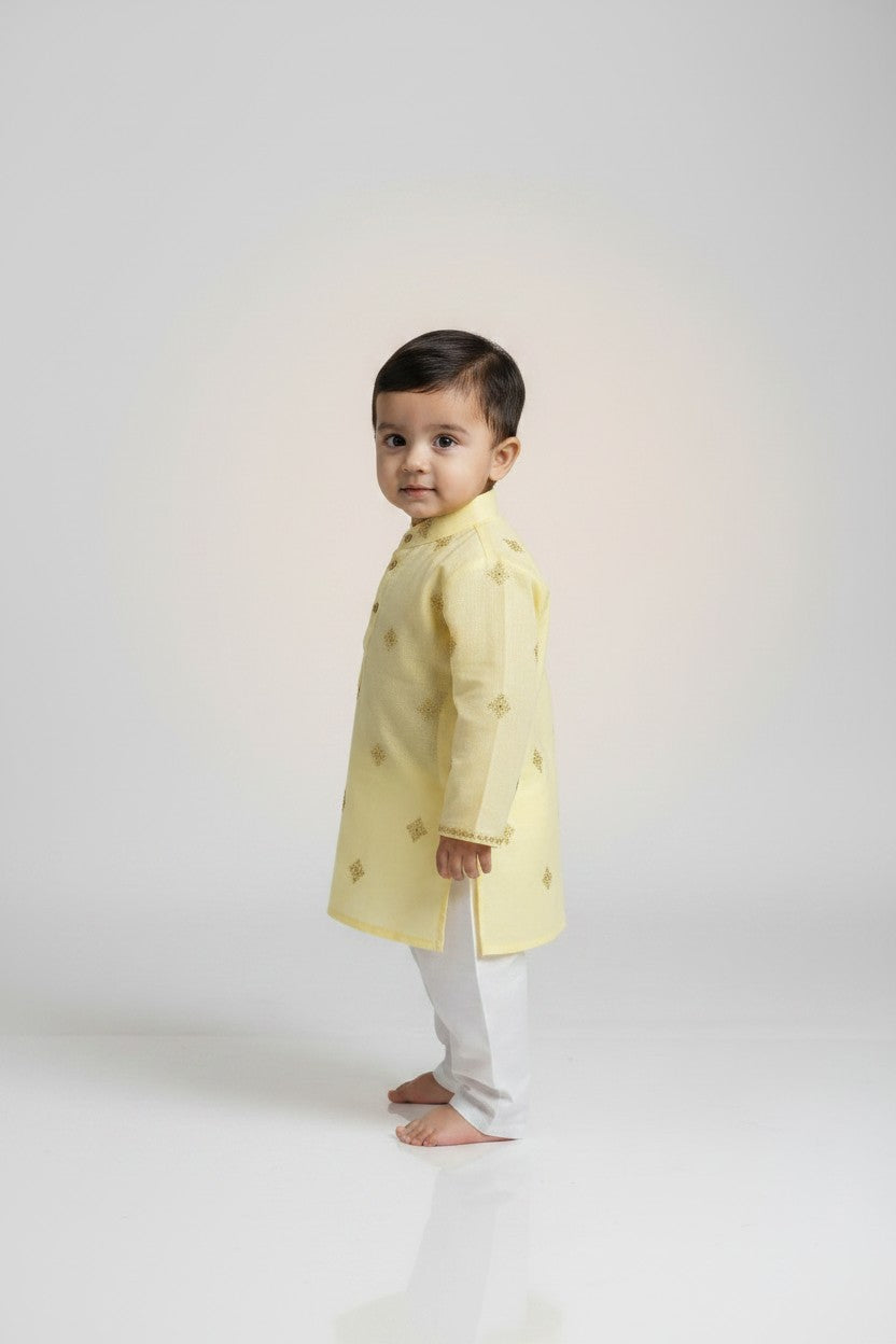 Veshbhoshaa Kid's Yellow Geometric Sequence Kurta Pajama Set