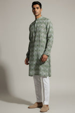 Veshbhoshaa Men's Green Printed Sequence Kurta Pajama Set