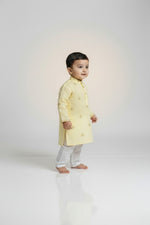 Veshbhoshaa Kid's Yellow Geometric Sequence Kurta Pajama Set