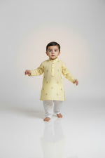 Veshbhoshaa Kid's Yellow Geometric Sequence Kurta Pajama Set