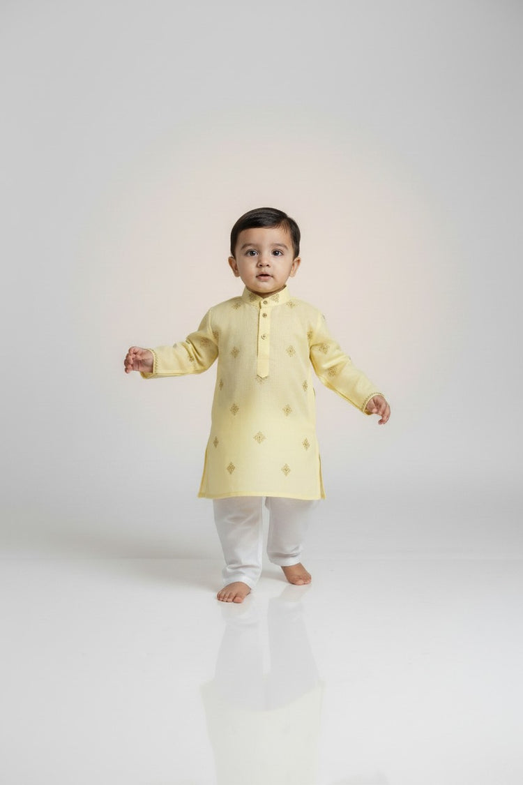 Veshbhoshaa Kid's Yellow Geometric Sequence Kurta Pajama Set