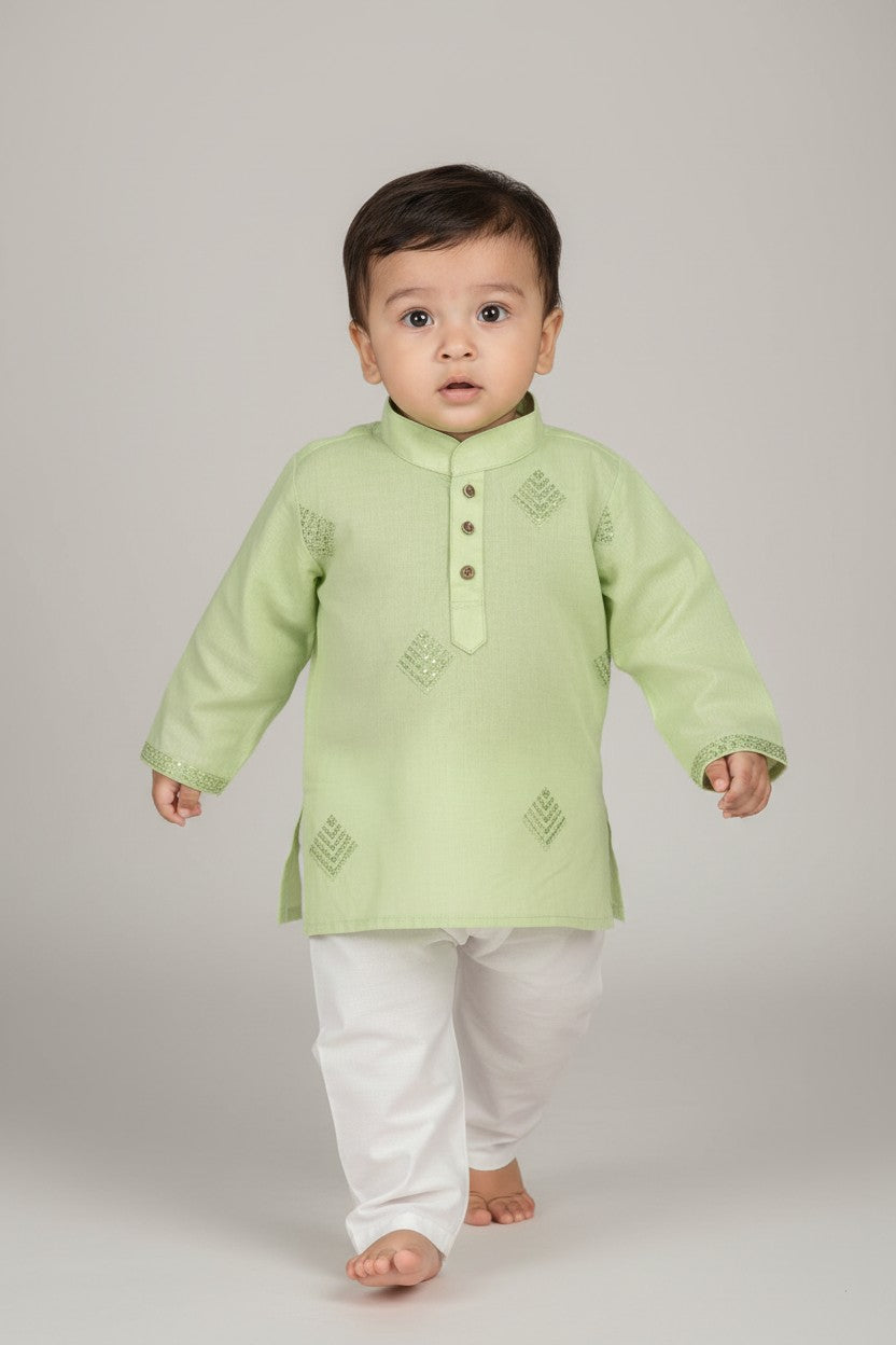 Veshbhoshaa Kid's Green Geometric Sequence Kurta Pajama Set
