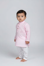 Veshbhoshaa Kid's Pink Geometric Sequence Kurta Pajama Set