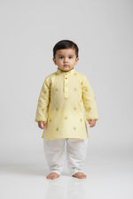 Veshbhoshaa Kid's Yellow Geometric Sequence Kurta Pajama Set