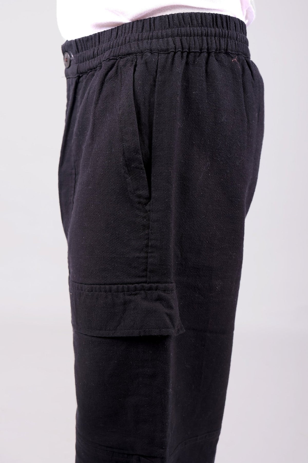 Bluebird Men's Cotton Cargo Pant Loose Fit Black - Veshbhoshaa
