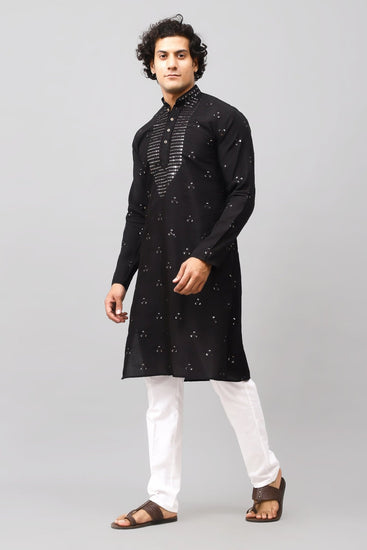 Bluesaanchi Men's Black Kurta Set with Embroidery Motif - Veshbhoshaa