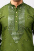 Bluesaanchi Men's Mehandi Green Kurta Set with Embroidery Motif - Veshbhoshaa