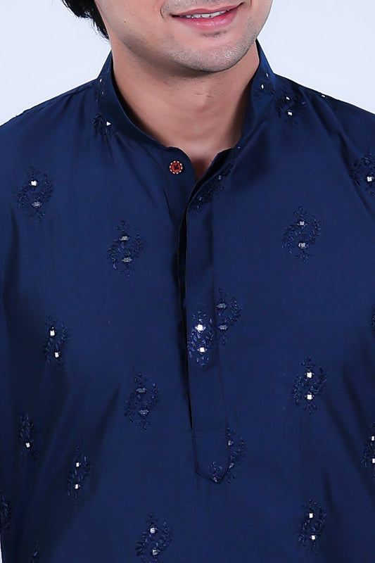 Bluesaanchi Men's Navy Blue Embroidery Kurta Set - Veshbhoshaa