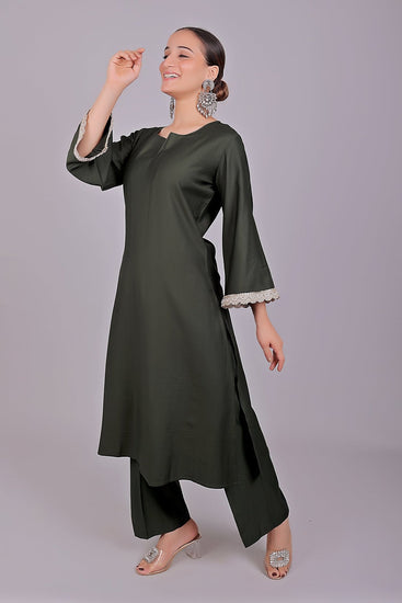 Bluesaanchi Women's Dark Green Kurti Pajama Set - Veshbhoshaa