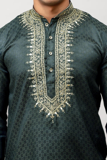 Bluesaanchi Zari Embroidered Kurta Set for Men Green Color - Veshbhoshaa